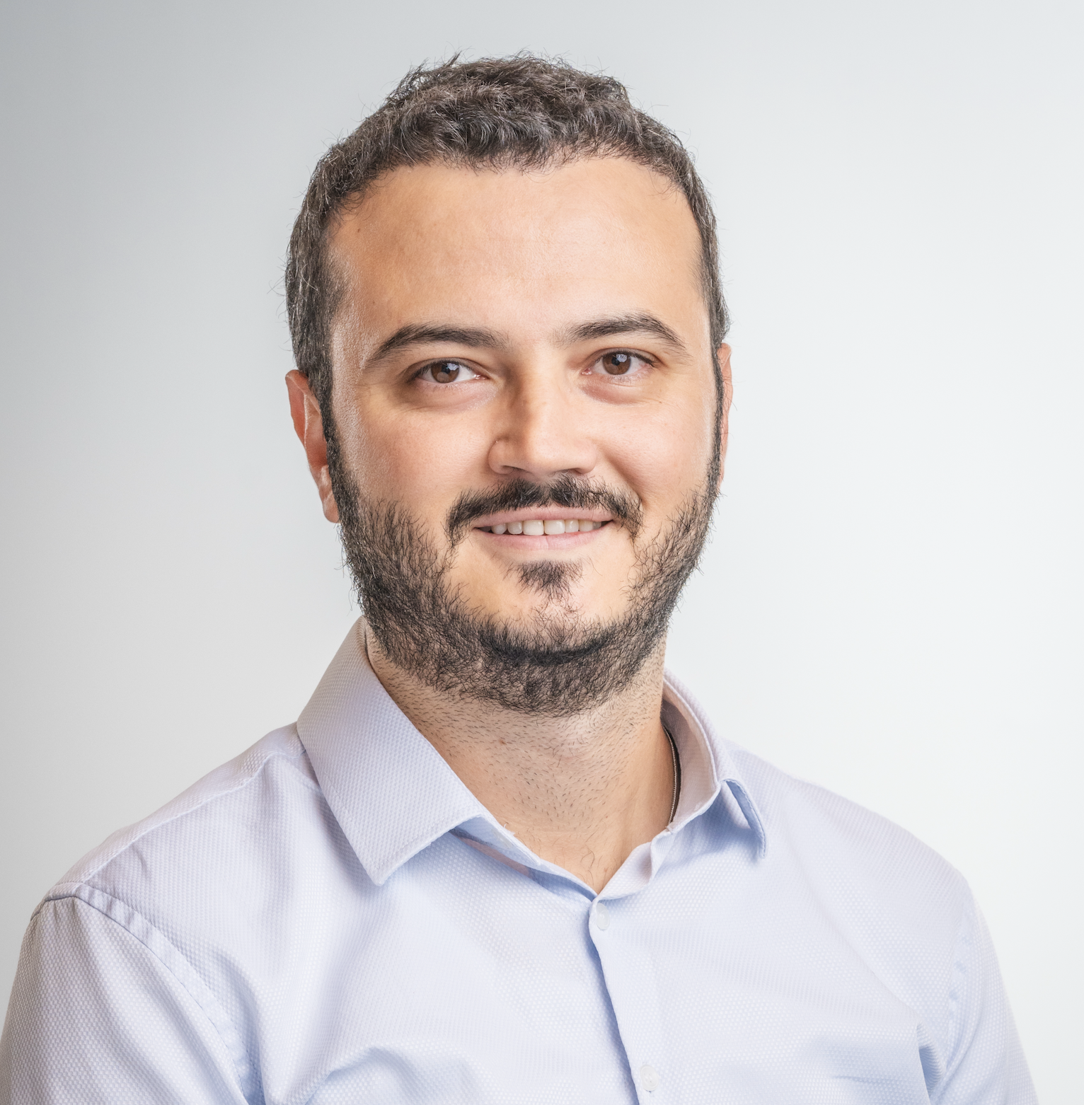 Can Headshot vCropped